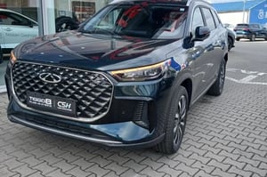 Osobowe Tiggo 8 SUV 2025