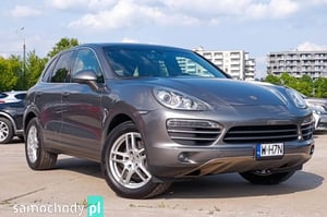 Porsche Cayenne SUV 2012