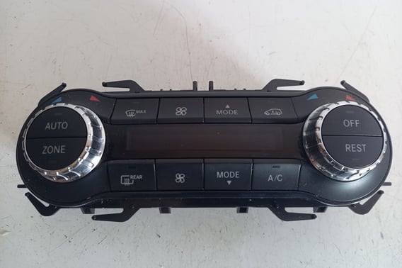 MERCEDES W246 PANEL NAWIEWU I KLIMATYZACJI A2469003816