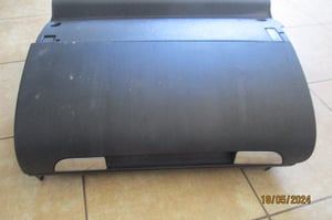 AUDI A3 8P LIFT 08-12 SCHOWEK PASAŻERA