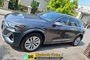 Audi e-tron SUV 2022