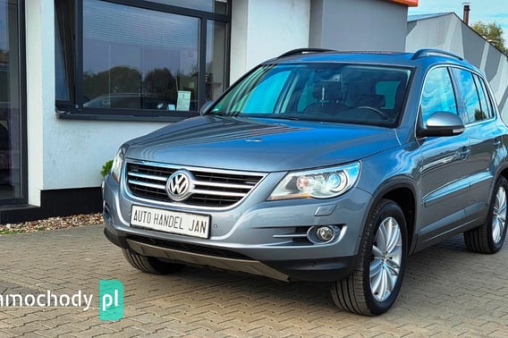 Volkswagen Tiguan SUV 2010