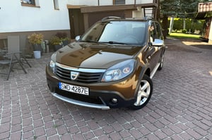Dacia Sandero SUV 2013