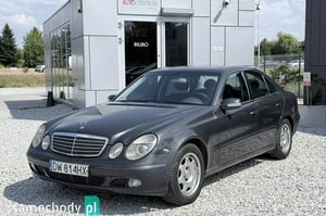 Mercedes-Benz E-Klasa Sedan 2002