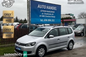 Volkswagen Touran Minivan 2011