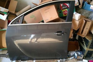 OPEL INSIGNIA A DRZWI PRZÓD PRAWE/LEWE Z177