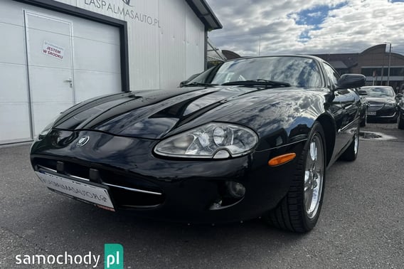Jaguar XK Coupe 2000