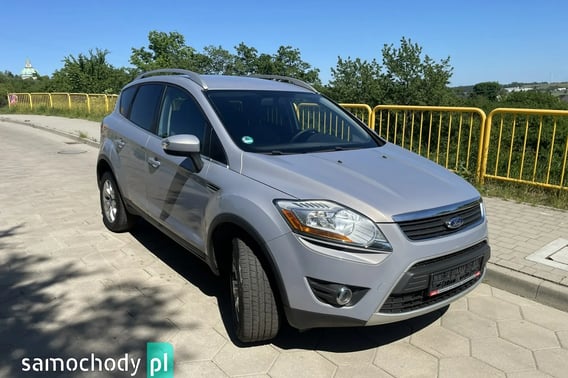Ford Kuga SUV 2011