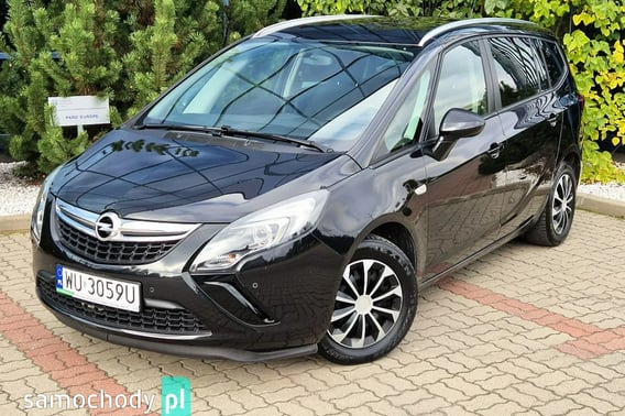 Opel Zafira Minivan 2013