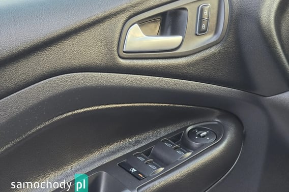 Ford Kuga SUV 2014
