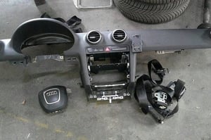 AUDI A3 8P S-LINE KONSOLA AIRBAG X2 PASY X2 ORYGINAŁ