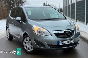 Opel Meriva Minivan 2010