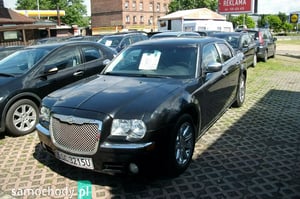 Chrysler 300C Sedan 2010