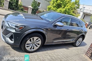 Audi e-tron SUV 2022