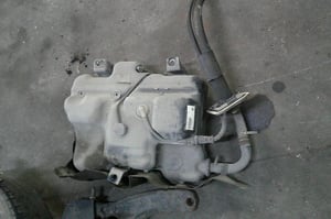 RENAULT MASTER III 2,3DCI ZBIORNIK PŁYNU ADBLUE 172A22038R