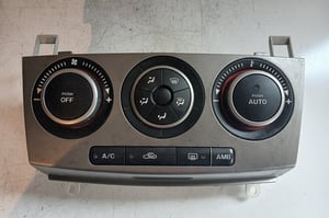 MAZDA 3 BK PANEL NAWIEWU I KLIMATYZACJI K1900BS3L