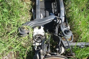 MERCEDES W176 ZWROTNICA TYŁ PRAWA WÓZEK TYŁ