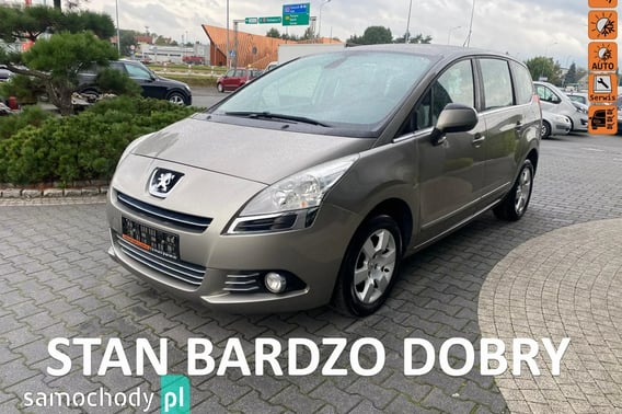 Peugeot 5008 Minivan 2013