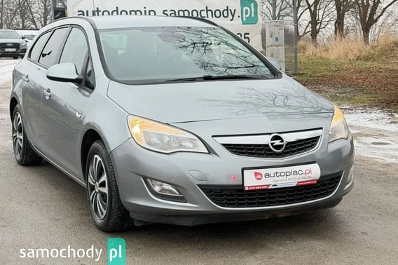 Opel Astra Kombi 2011