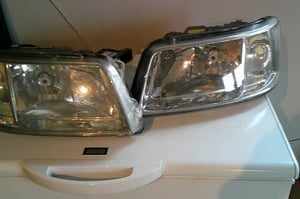 VW T5 LAMPA PRZÓD PRAWA/LEWA 7H1941015J