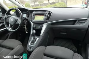 Opel Zafira Minivan 2017