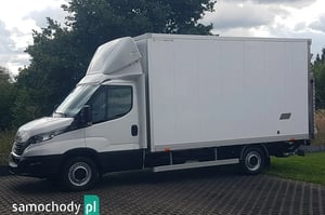 IVECO Daily Kontener 2023