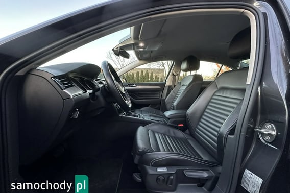 Volkswagen Passat Sedan 2019