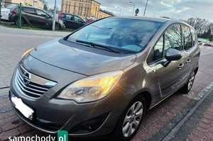 Opel Meriva Minivan 2011
