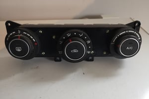 KIA CEED PANEL NAWIEWU I KLIMATYZACJI 97250-1H201EQ
