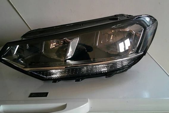 VW TOURAN III LAMPA PRZÓD LEWA 5TB941005A EU