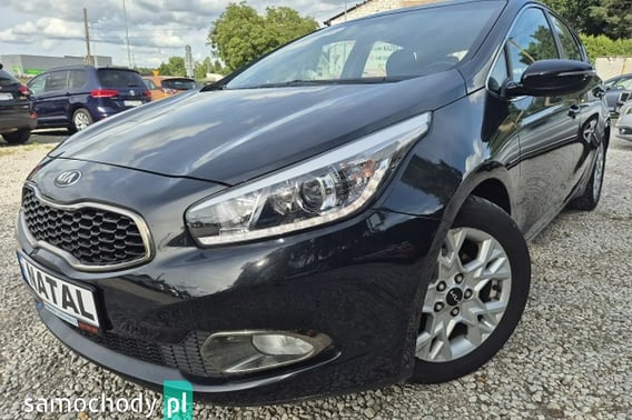 Kia Ceed Hatchback 2012