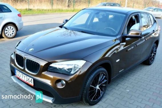 BMW X1 SUV 2011