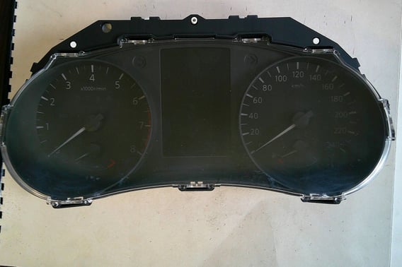NISSAN QASHQAI J11 LICZNIK HV93A/0623 EU