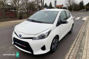 Toyota Yaris Crossover 2012