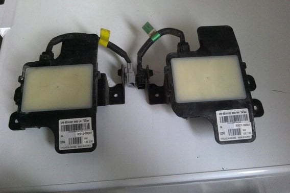KIA SPORTAGE IV LIFT CZUJNIK MARTWEGO POLA P/L 95811-D9001 95811-D9001