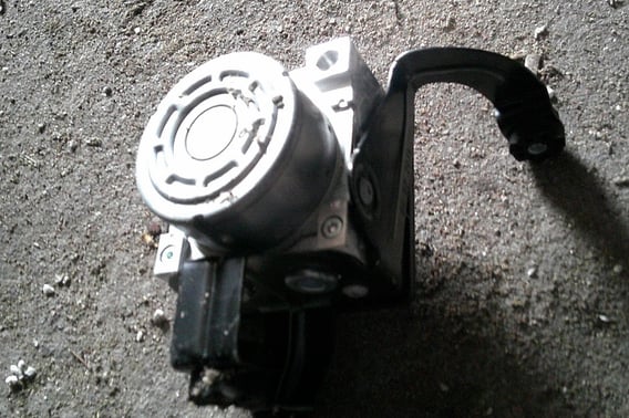 BMW 3 F34 POMPA ABS 6891611-01