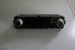 MITSUBISHI OUTLANDER III LIFT PANEL NAWIEWU I KLIMATYZACJI 7820B232