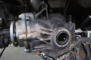 MERCEDES W212 AMG E63 MOST PRZEDNI DYFERENCJAŁ 2213307500
