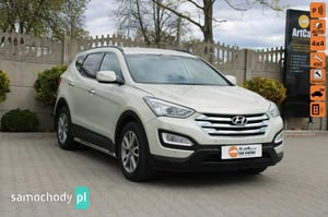 Hyundai Santa Fe SUV 2012