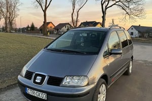 SEAT Alhambra Minivan 2008