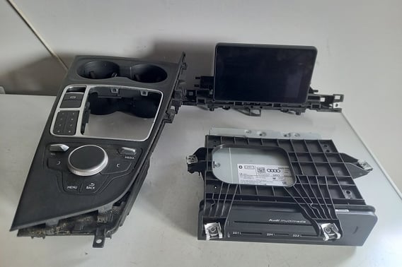 AUDI A4 B9 RADIO NAWIGACJA KOMPLET 8W0919604