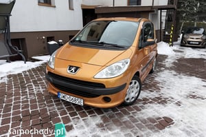 Peugeot 1007 Hatchback 2005