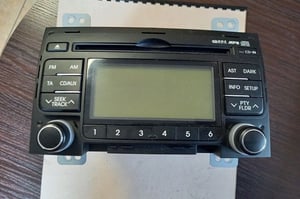 HYUNDAI I30 I RADIO FABRYCZNE 96160-2L200
