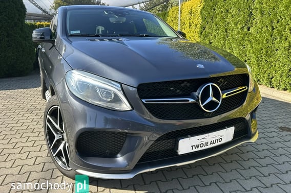 Mercedes-Benz GLE SUV 2016