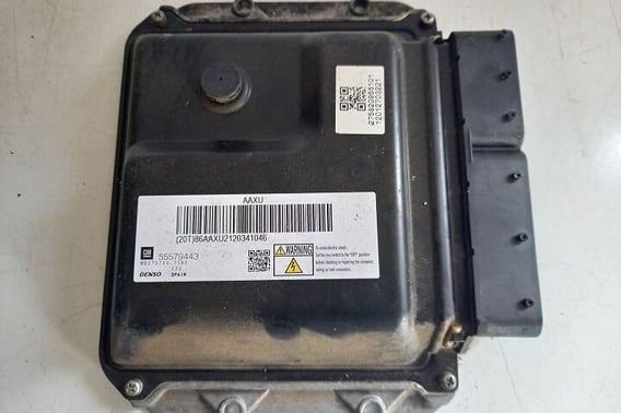 OPEL ASTRA J MODUŁ STEROWNIK SILNIKA 55579443