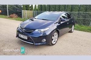 Toyota Auris Hatchback 2012