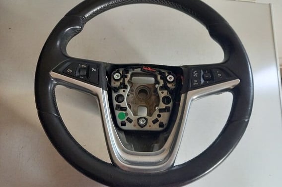 OPEL INSIGNIA A KIEROWNICA SKÓRA MULTIFUNKCJA 13316547