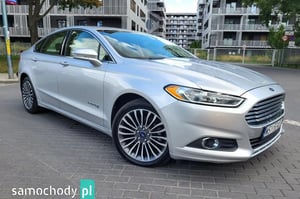 Ford Fusion Sedan 2014