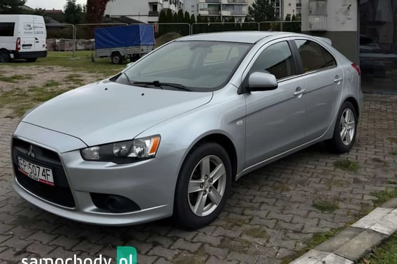 Mitsubishi Lancer Sedan 2010