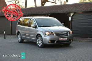 Chrysler Town & Country Minivan 2014